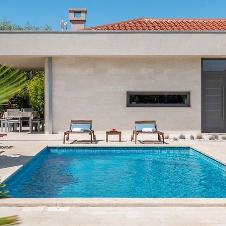 Villa Viviana Fazana Valbandon Heated Pool מראה חיצוני תמונה